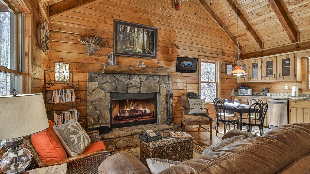 Photo of Livingroom in Walnut Mountain