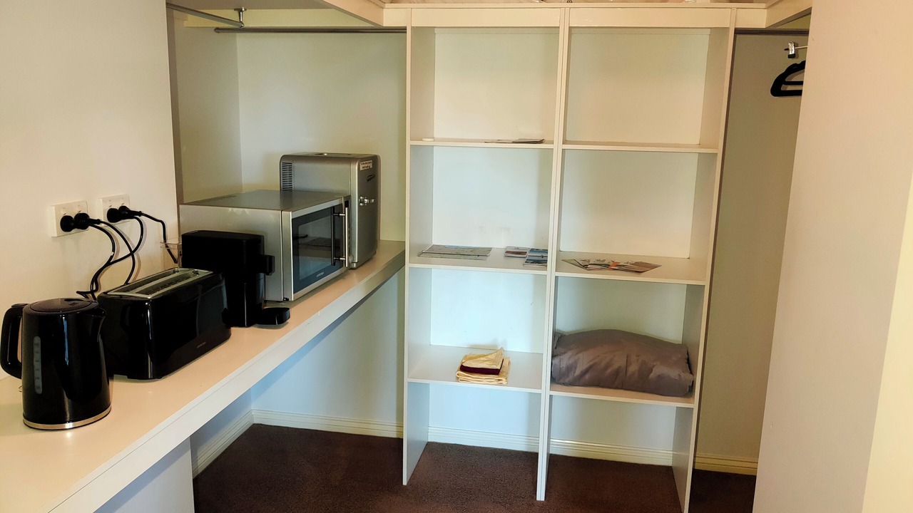 Photo of Others in Elliminyt