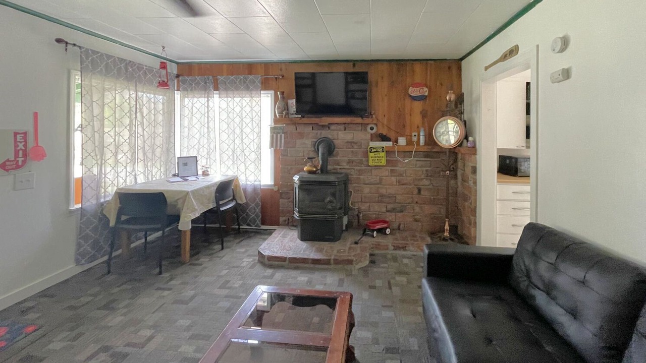 Photo of Livingroom in Naches