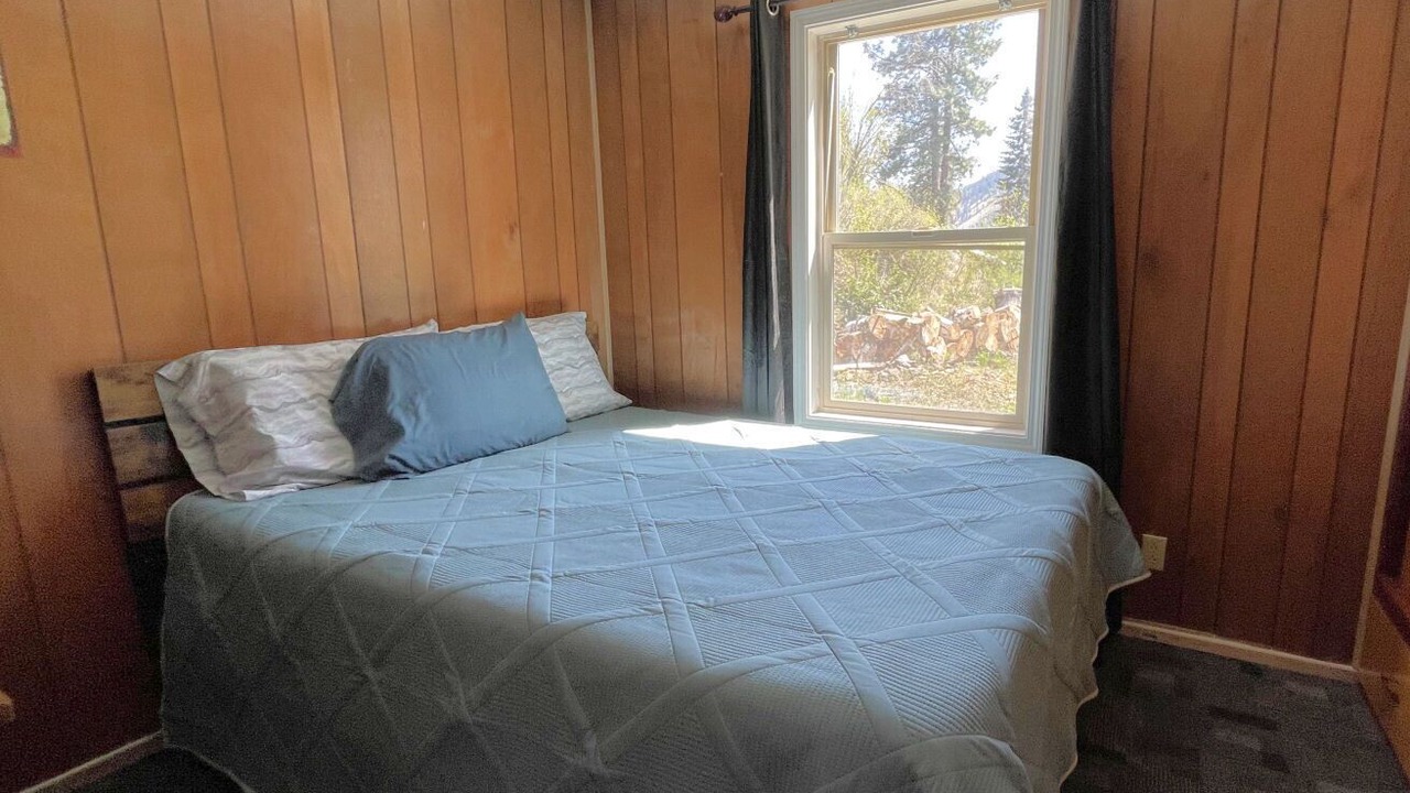 Photo of Bedroom in Naches