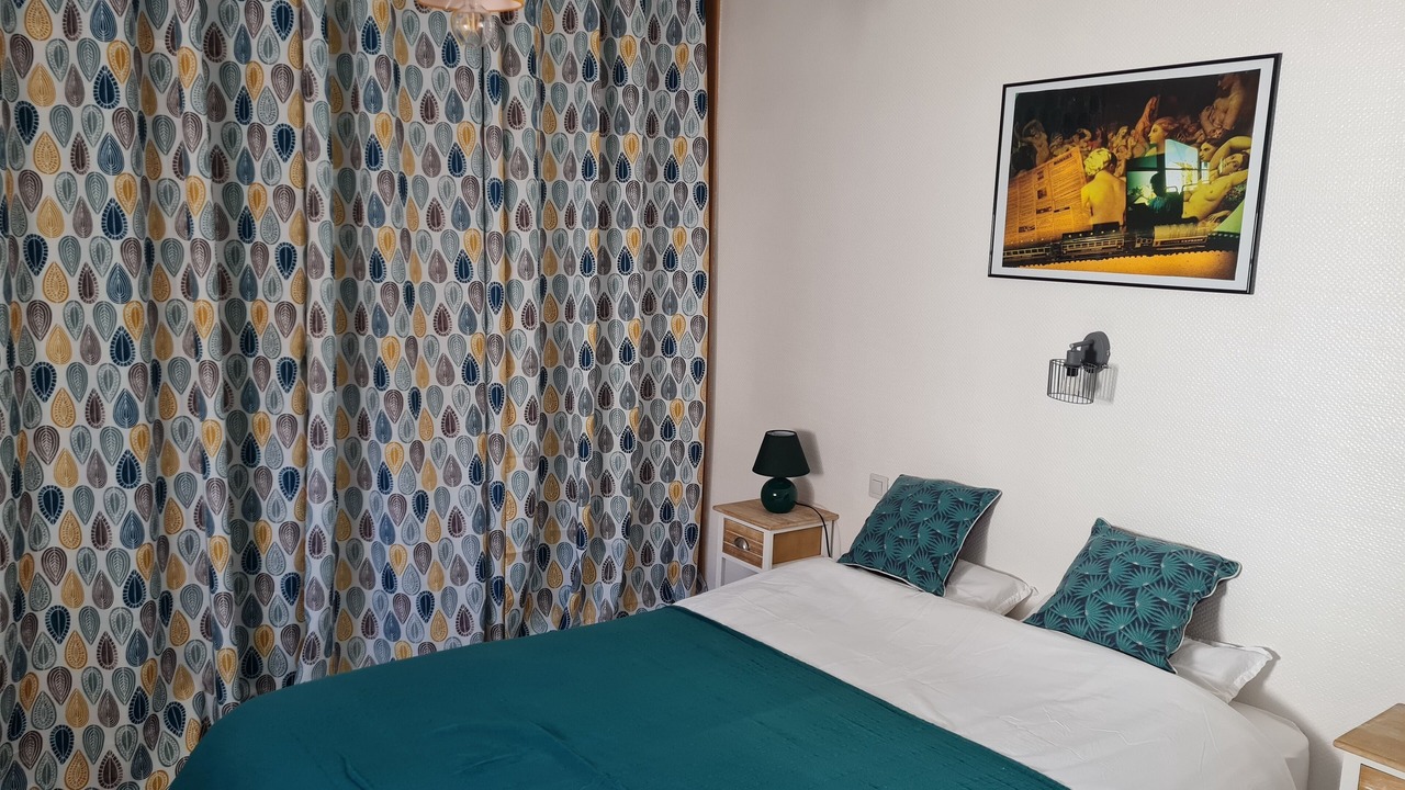 Photo of Bedroom in Pons