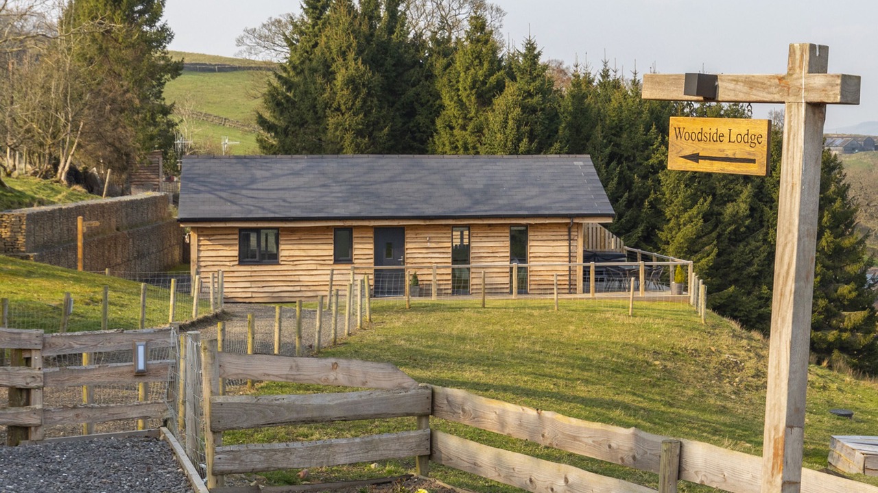 Photo of Outdoor in Carleton