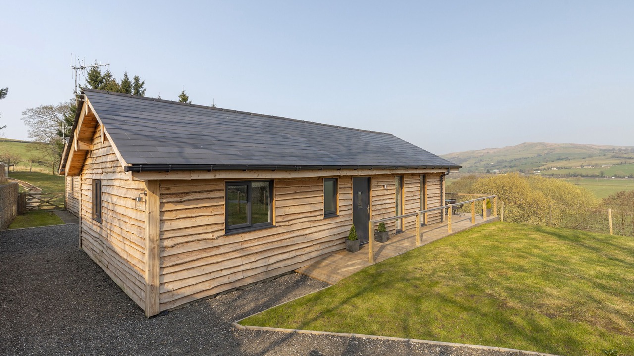 Photo of Outdoor in Carleton