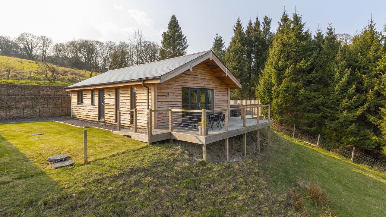 Photo of Outdoor in Carleton