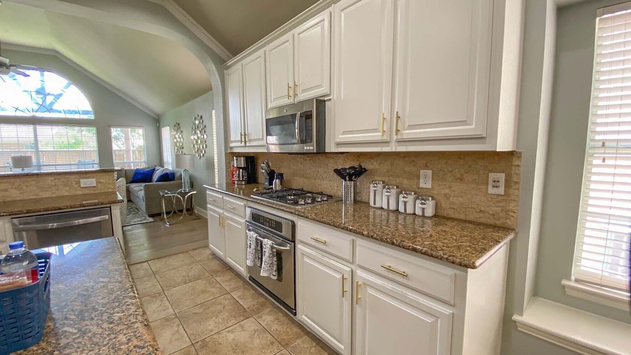Photo of Kitchen in Lantana