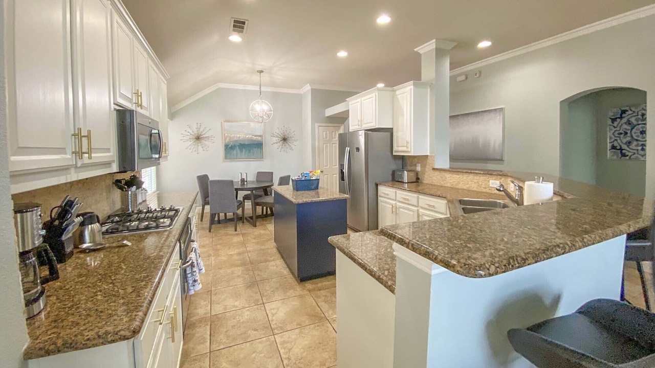 Photo of Kitchen in Lantana