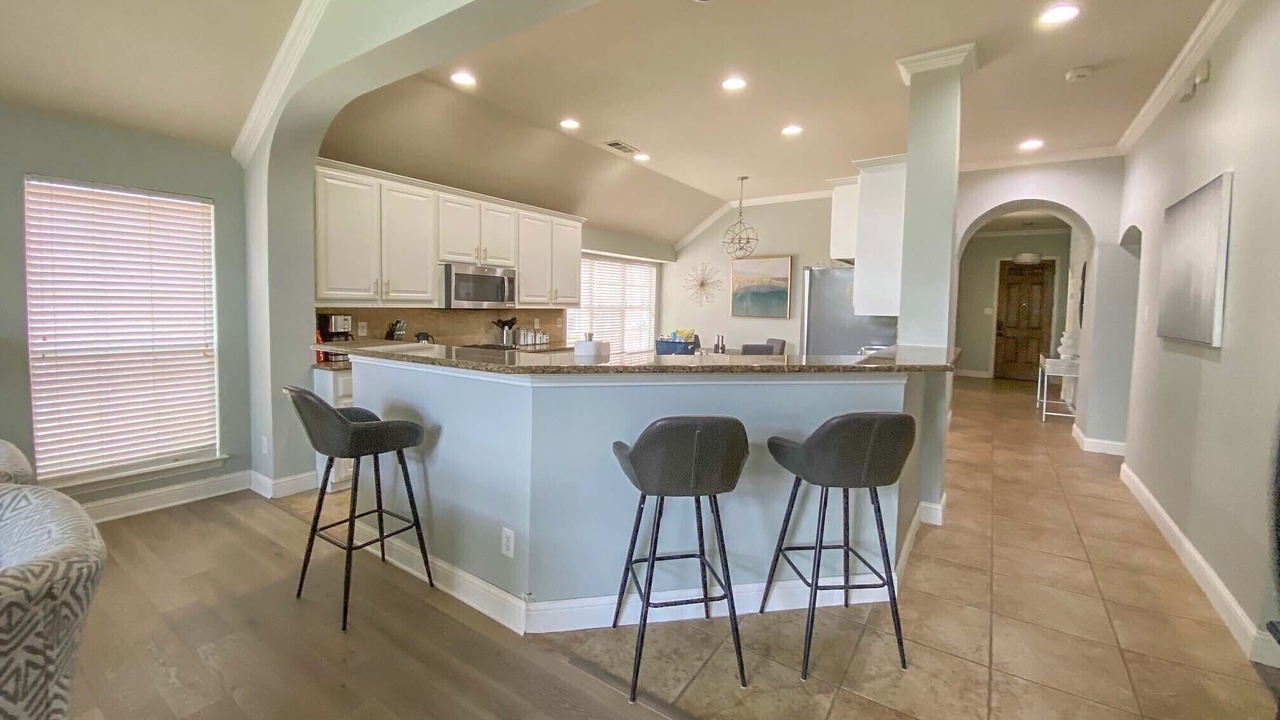 Photo of Kitchen in Lantana