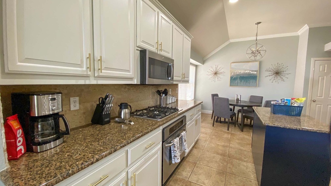 Photo of Kitchen in Lantana