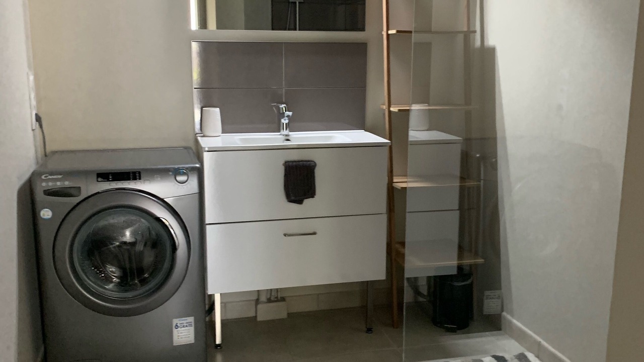 Photo of Bathroom in Saint-Pantaleon-de-Larche