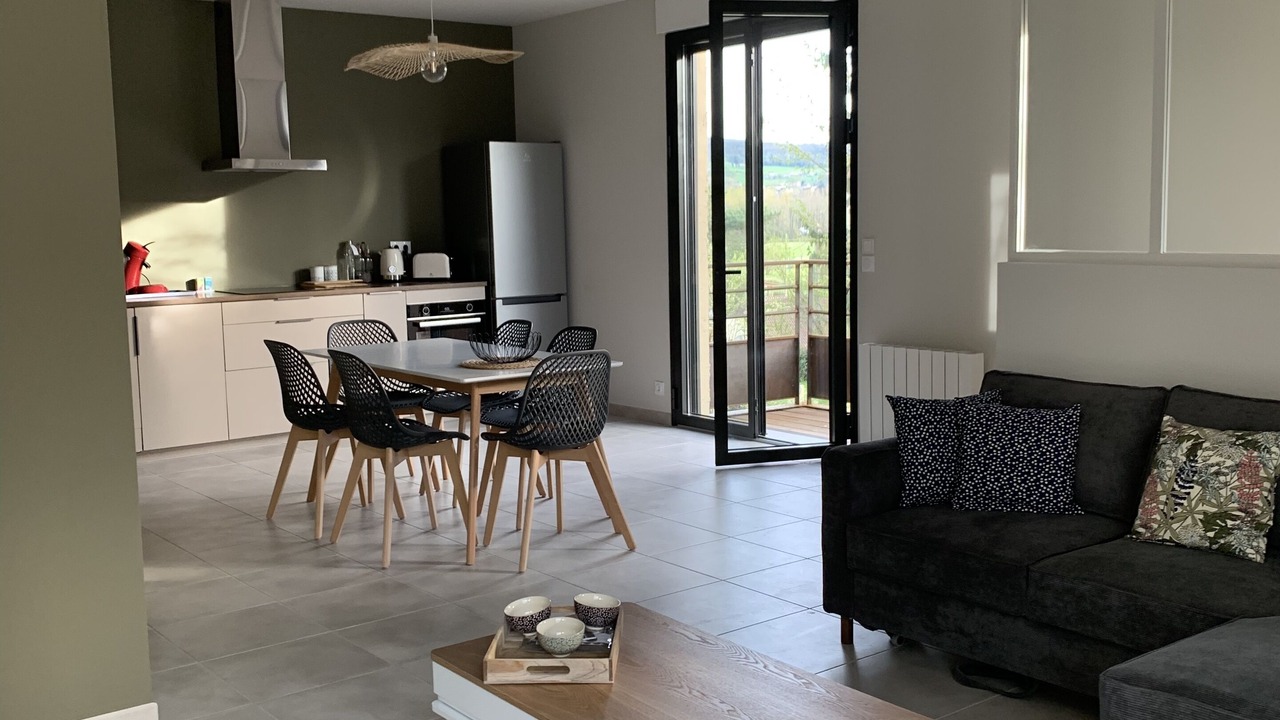Photo of Livingroom in Saint-Pantaleon-de-Larche