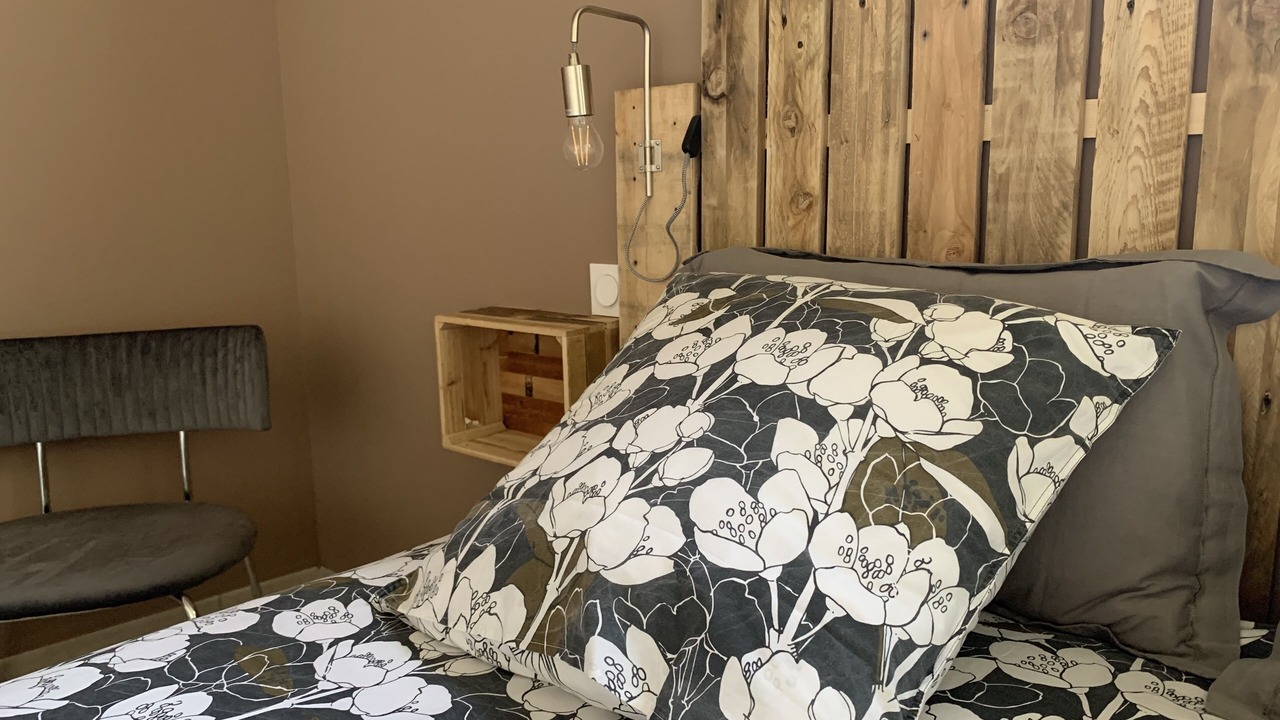 Photo of Bedroom in Saint-Pantaleon-de-Larche