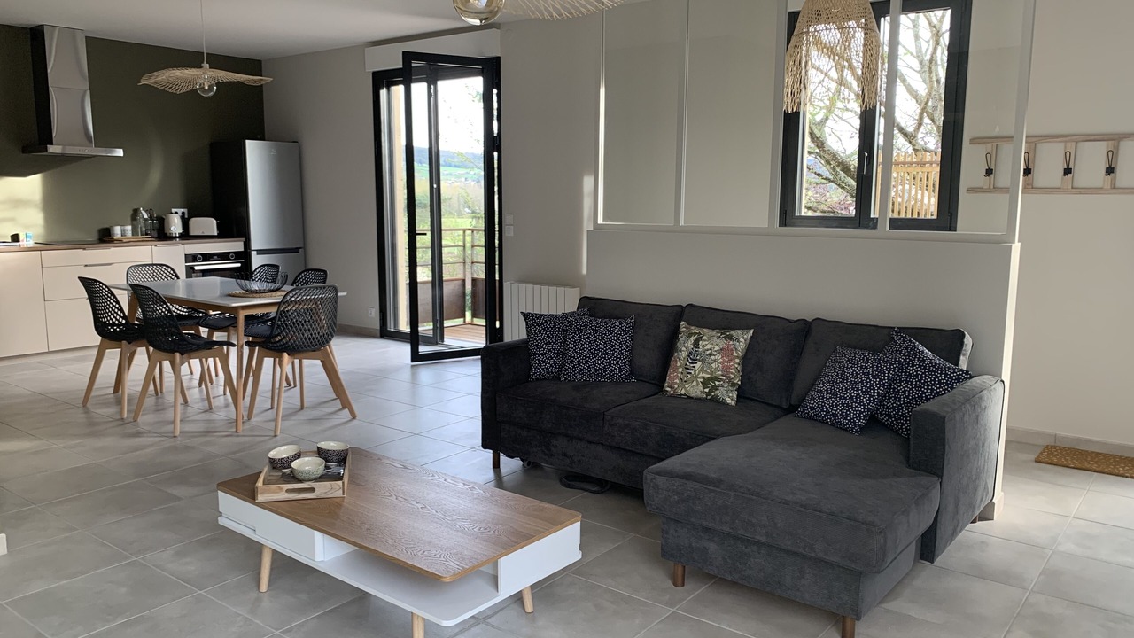 Photo of Livingroom in Saint-Pantaleon-de-Larche