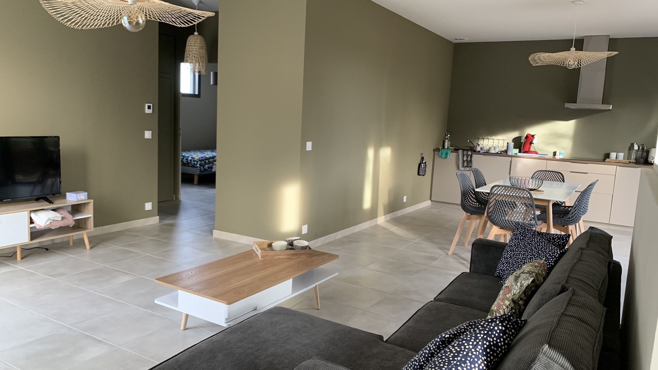 Photo of Livingroom in Saint-Pantaleon-de-Larche
