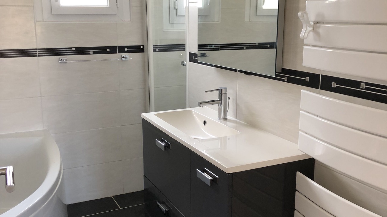 Photo of Bathroom in Lion-sur-Mer