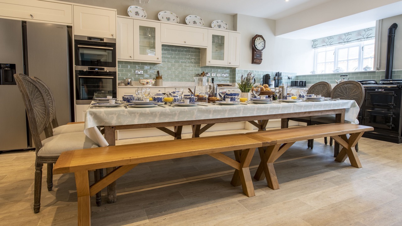 Photo of Others in Low Catton