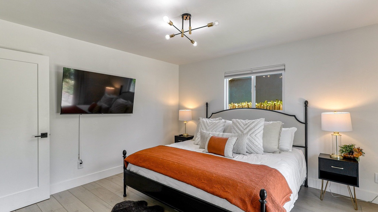 Photo of Bedroom in Redding