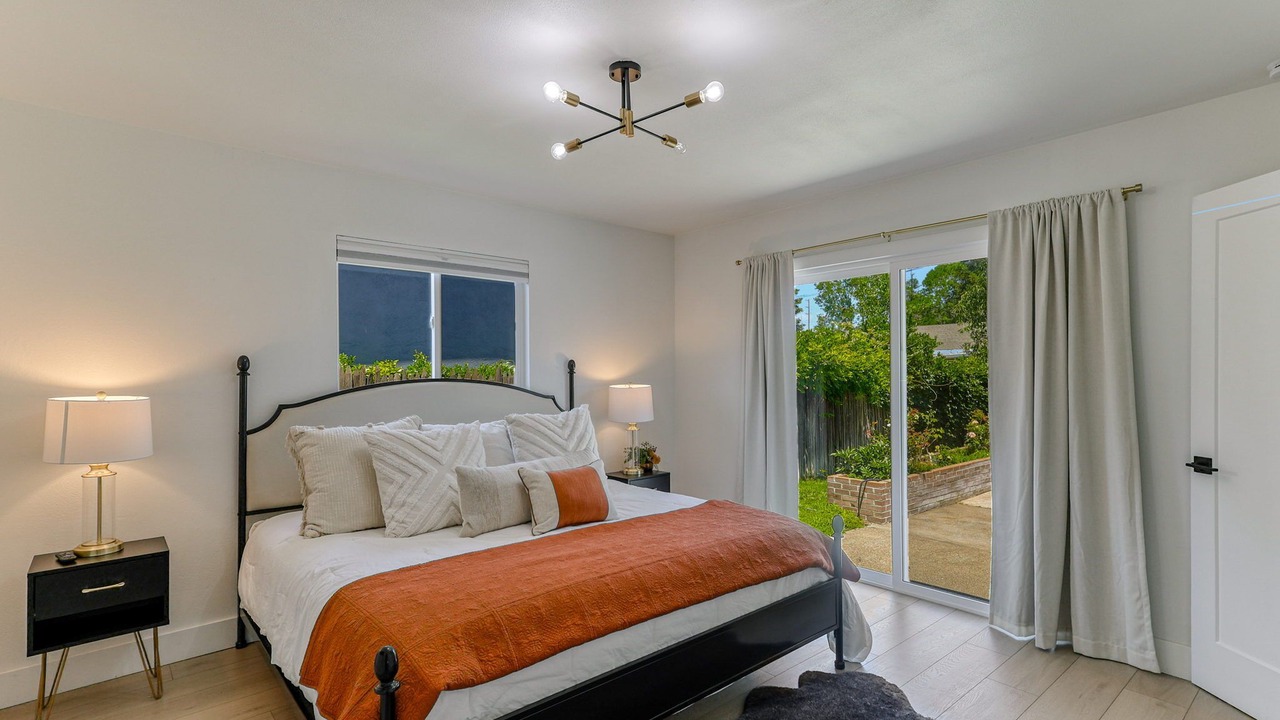 Photo of Bedroom in Redding