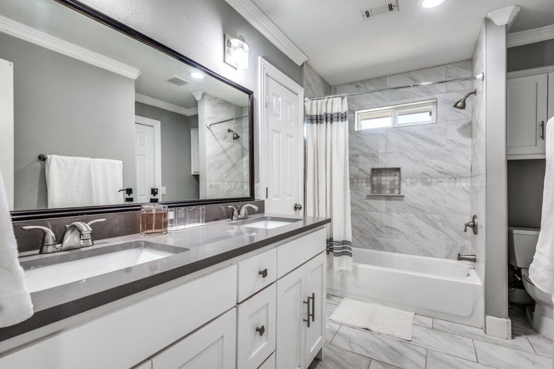 Photo of Bathroom in Parker Road Estates