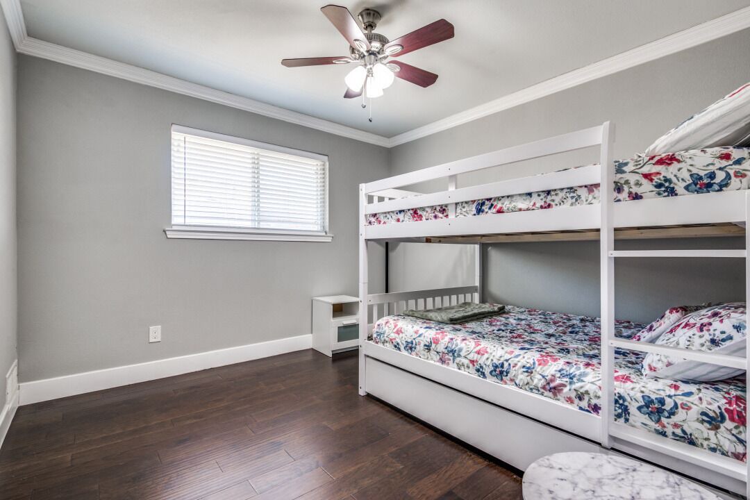 Photo of Bedroom in Parker Road Estates