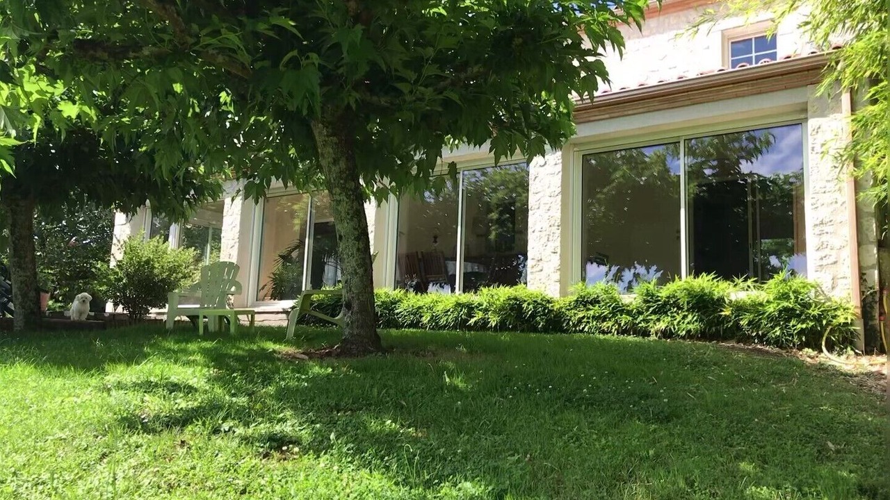 Photo of Outdoor in Saint-Pastour