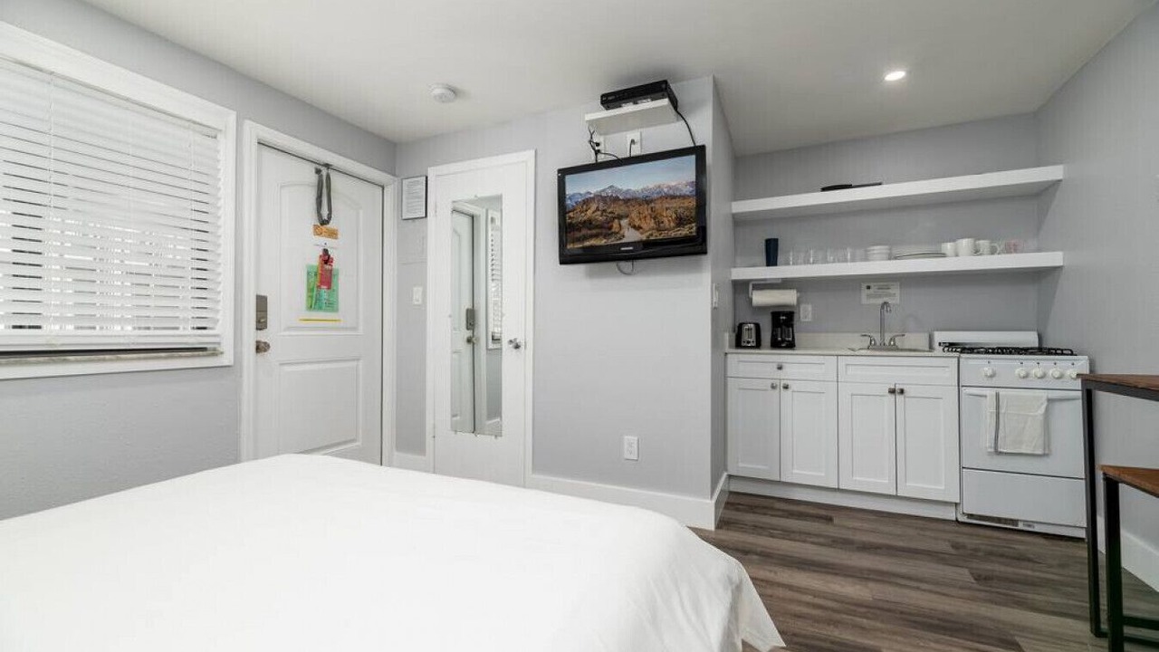 Photo of Bedroom in Hollywood