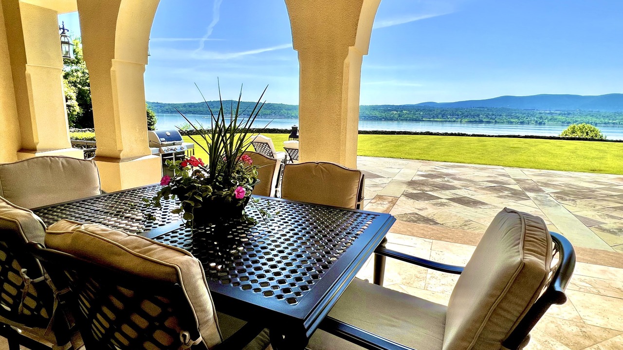 Photo of Outdoor in Middle Hope