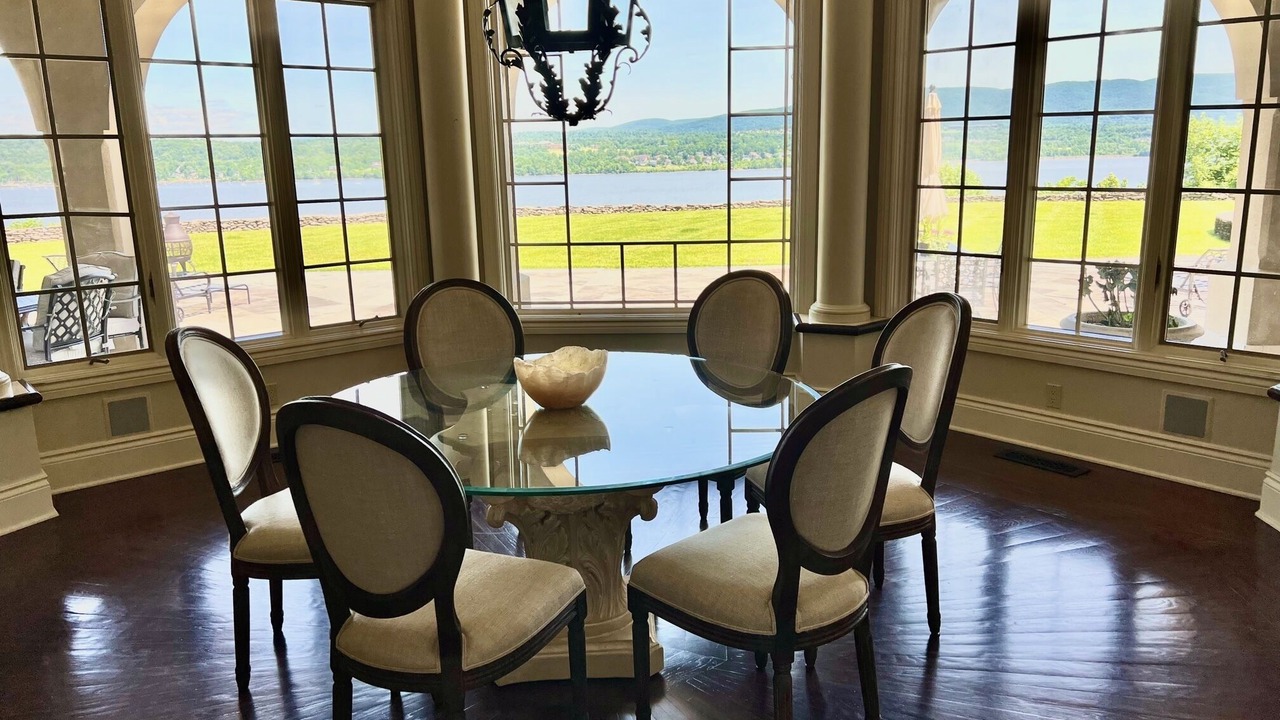 Photo of Others in Middle Hope