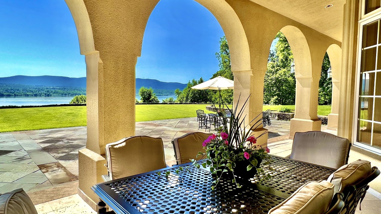 Photo of Outdoor in Middle Hope