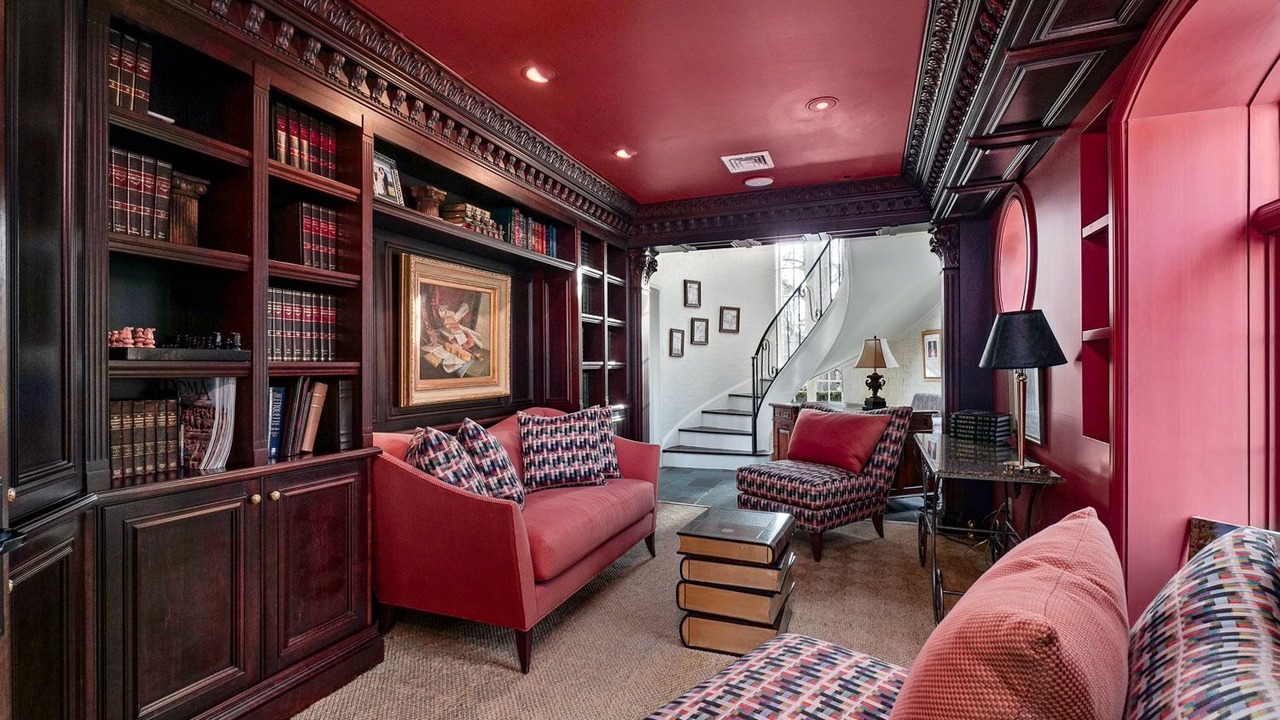 Photo of Livingroom in Middle Hope