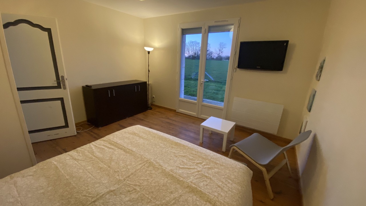 Photo of Bedroom in Saint-Christophe-sur-Conde