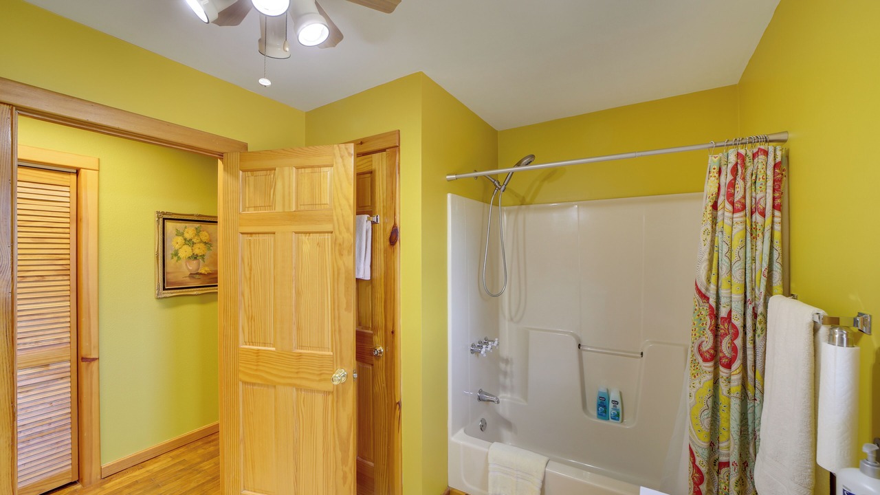 Photo of Bathroom in Sallisaw