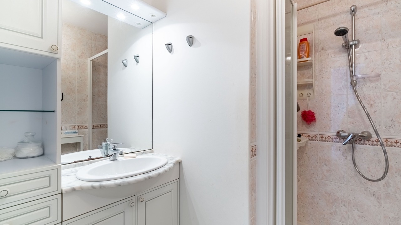 Photo of Bathroom in Carantec