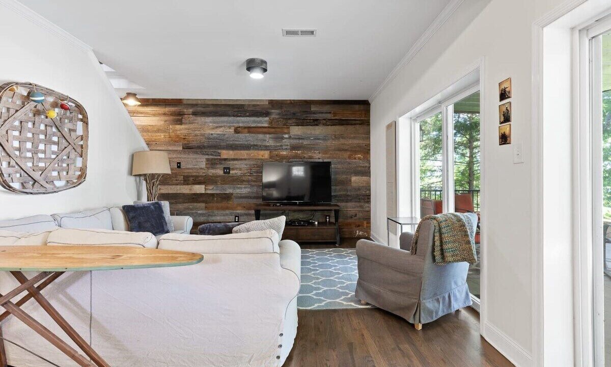 Photo of Others in Decatur