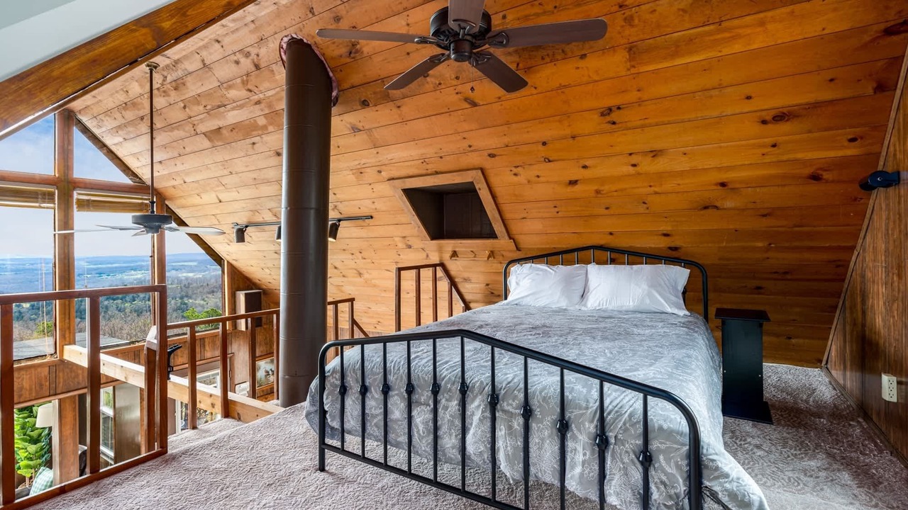 Photo of Bedroom in Capon Bridge