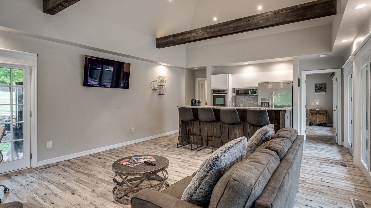 Photo of Livingroom in Edmond