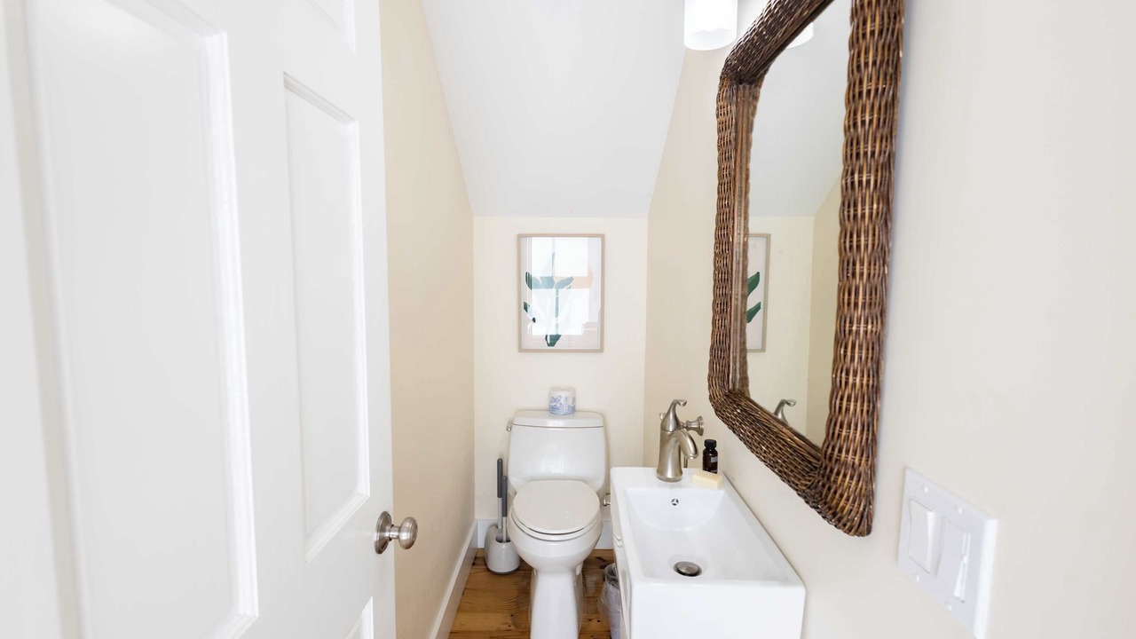 Photo of Bathroom in Uptown - Upper Duval