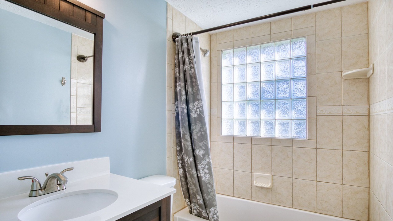 Photo of Bathroom in Orange Park