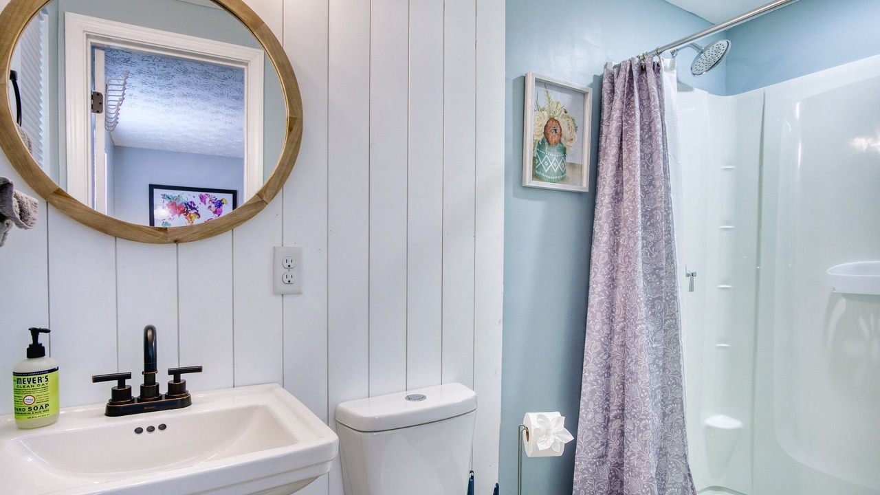 Photo of Bathroom in Orange Park
