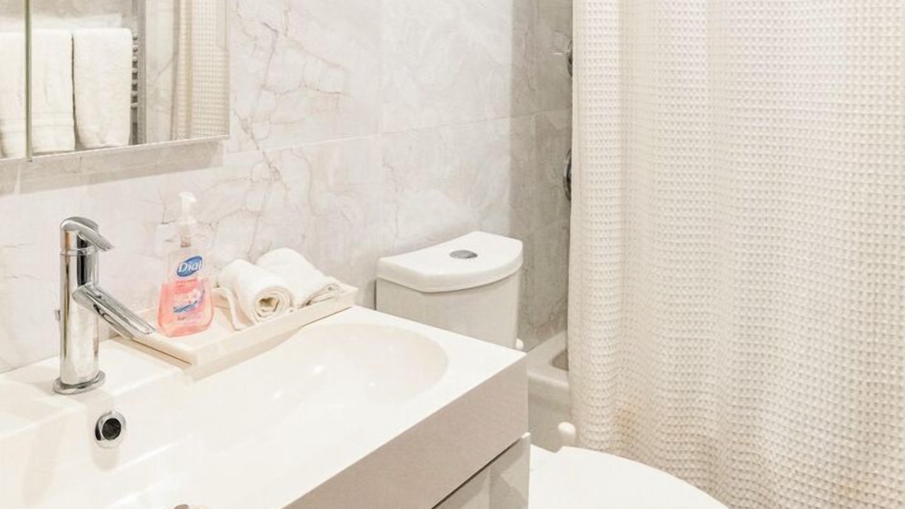 Photo of Bathroom in Reeders