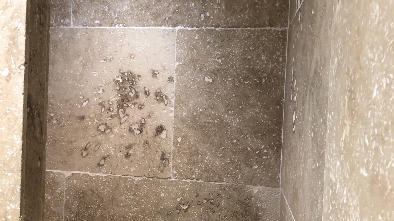 Photo of Bathroom in Arles City Centre