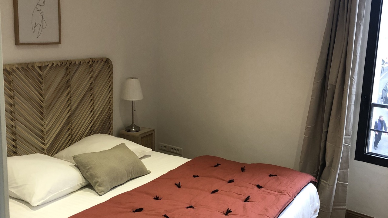 Photo of Bedroom in Arles City Centre