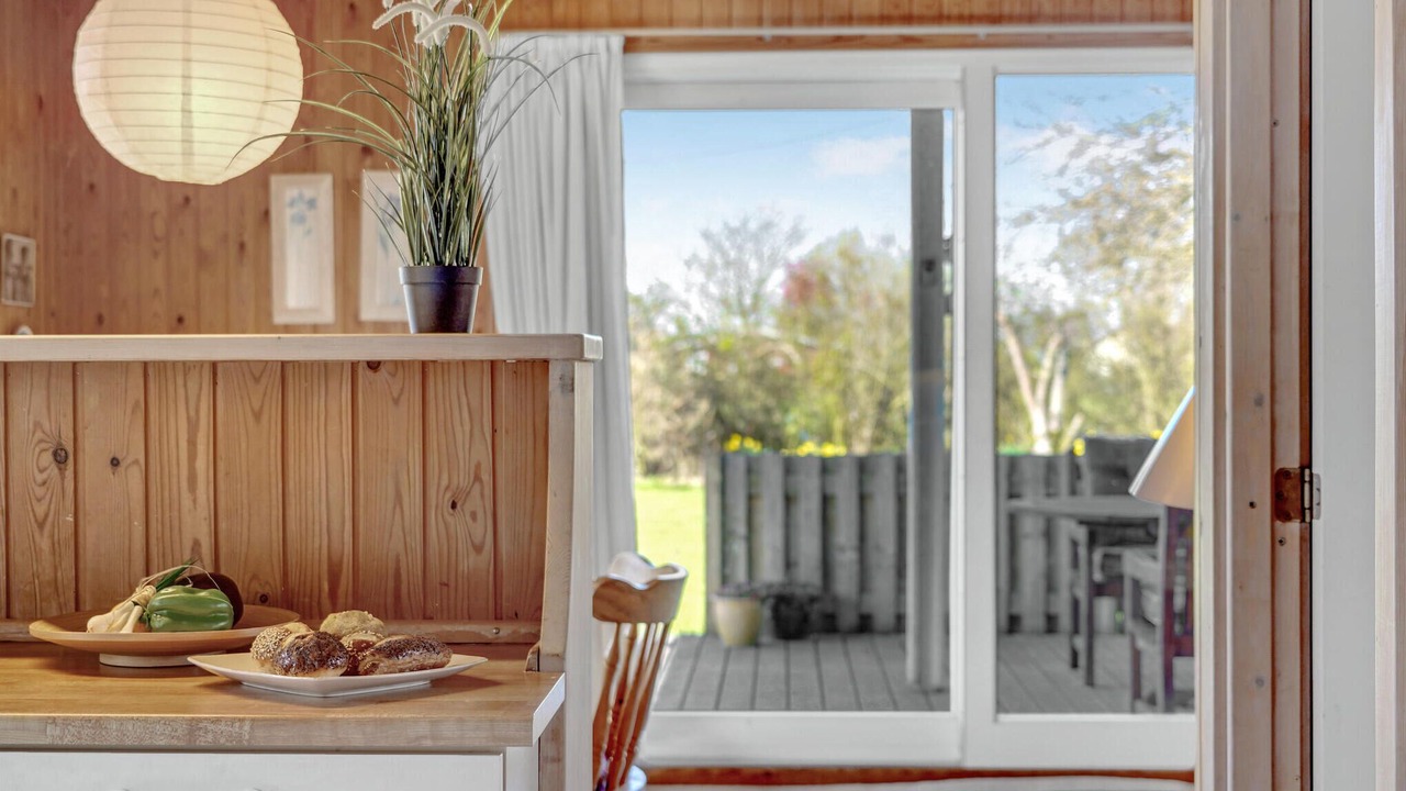 Photo of Others in Arø