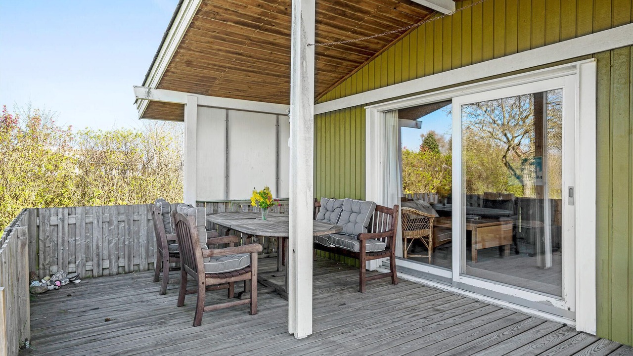 Photo of Others in Arø