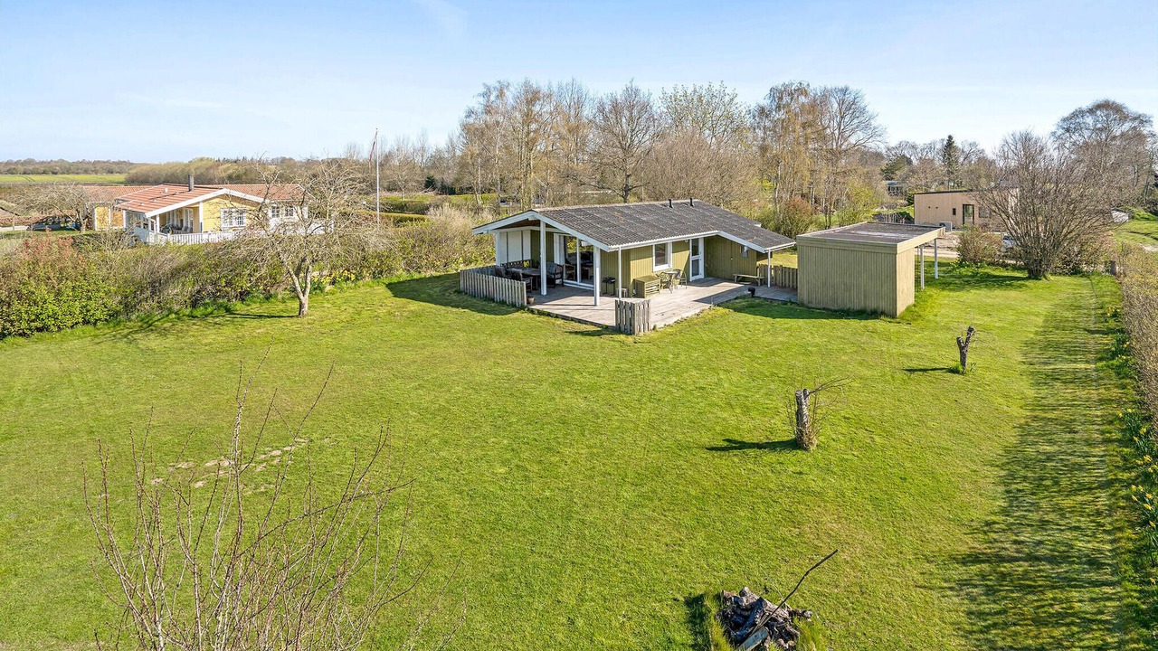 Photo of Others in Arø