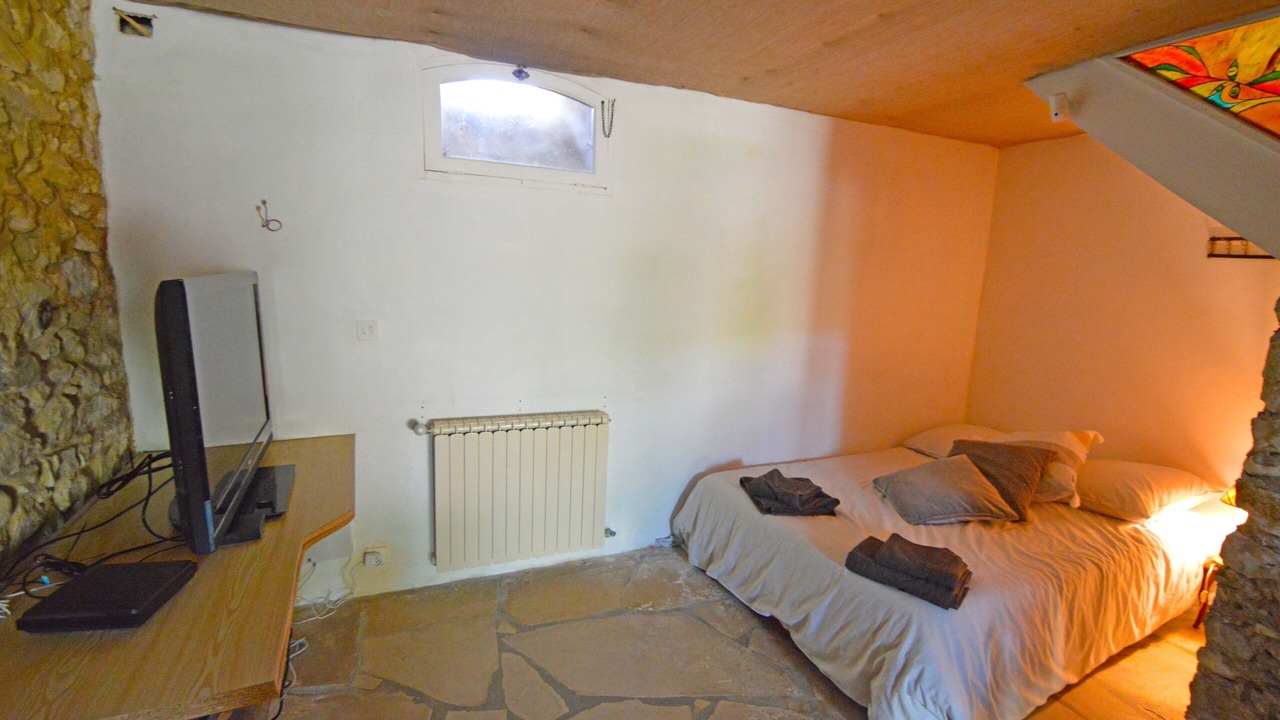 Photo of Bedroom in Le Teil
