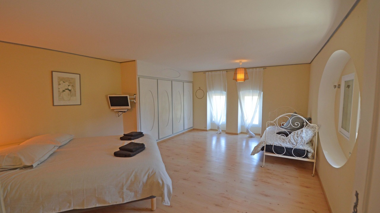 Photo of Bedroom in Le Teil