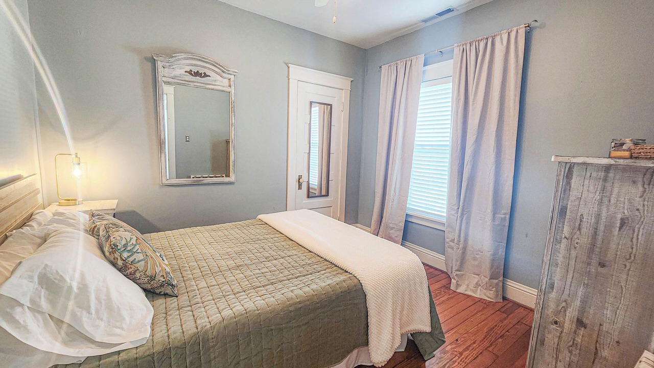 Photo of Bedroom in Cape Charles