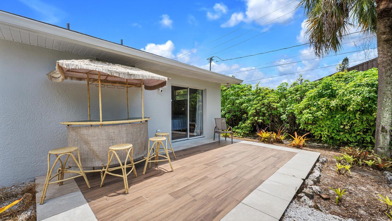 Photo of Patio Balcony in East Naples