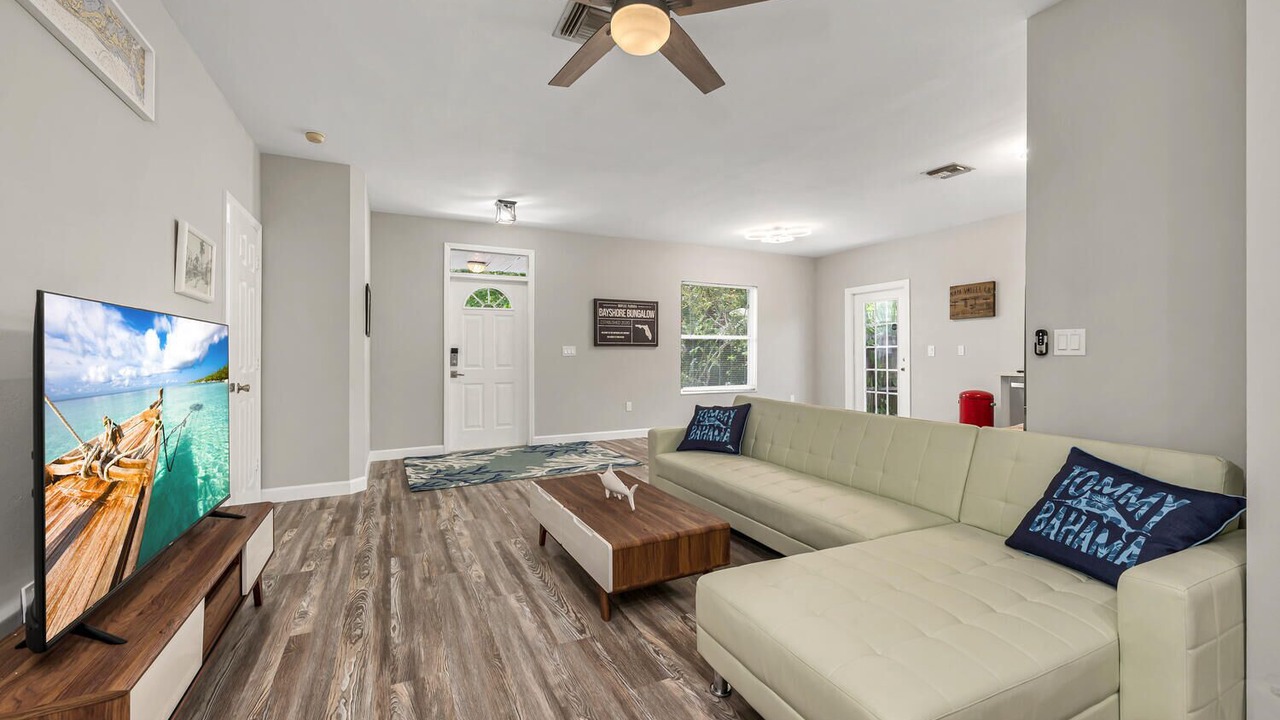 Photo of Livingroom in East Naples