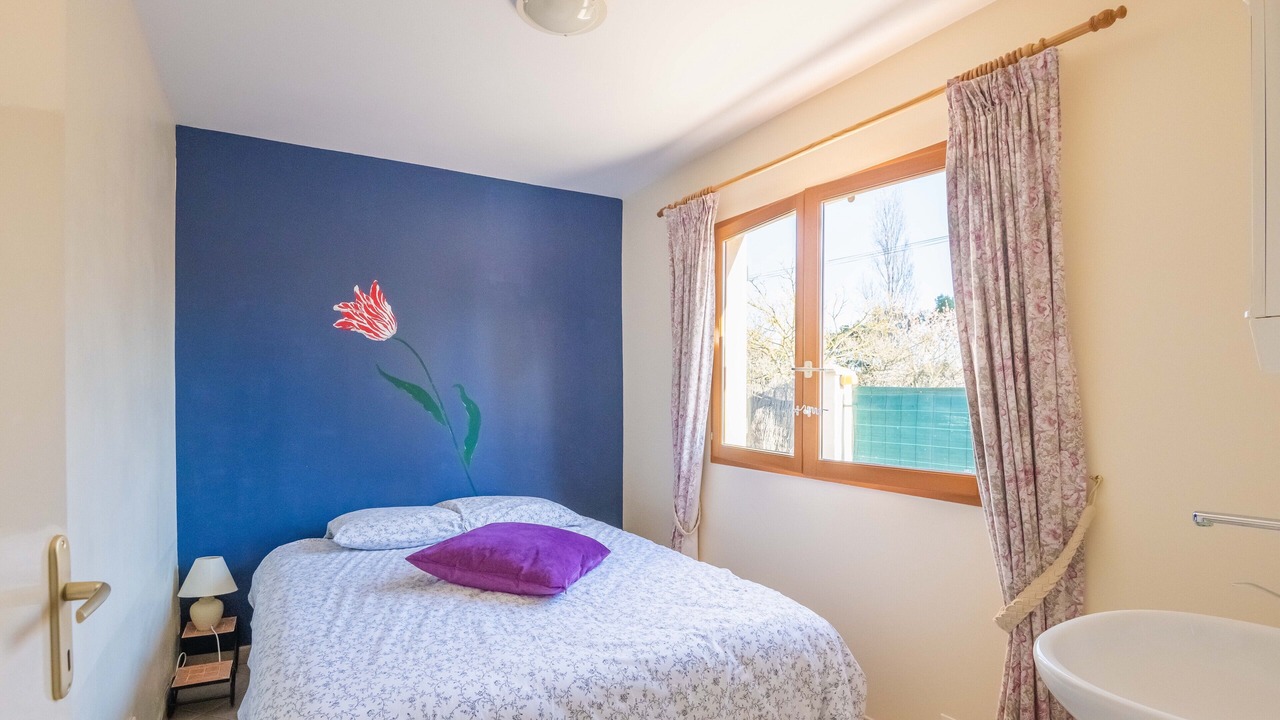 Photo of Bedroom in Ouveillan